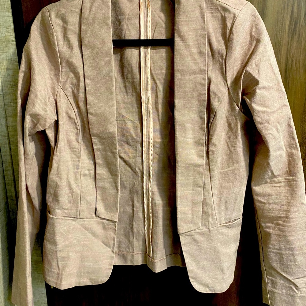 Super cute blazer